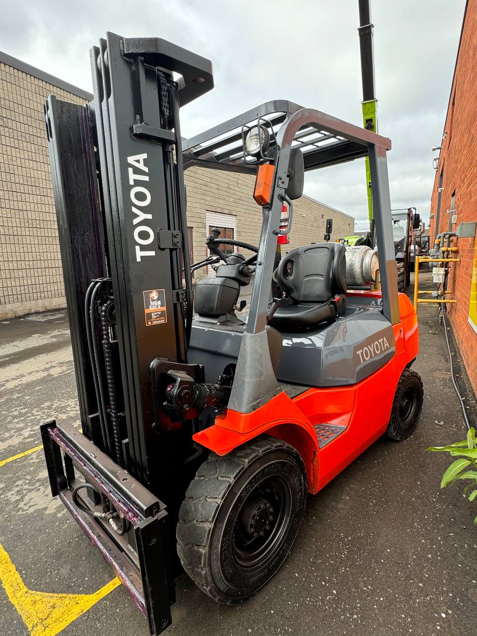 Forklift Caterpillar 14