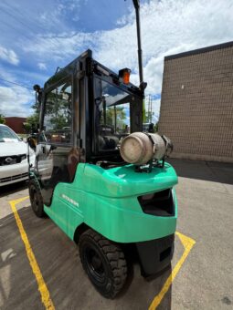 Forklift Caterpillar 03